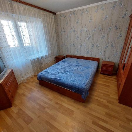 2К Апартаменты Ул.Ревуцкого 19/1 Kijów Zewnętrze zdjęcie
